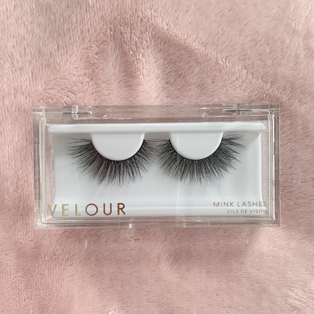 Velour Run The World Falsies